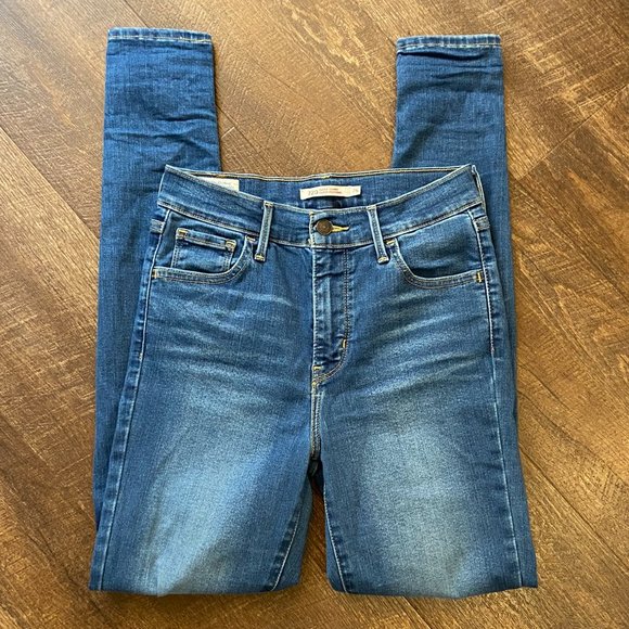 Levi’s - Picture 4 of 10